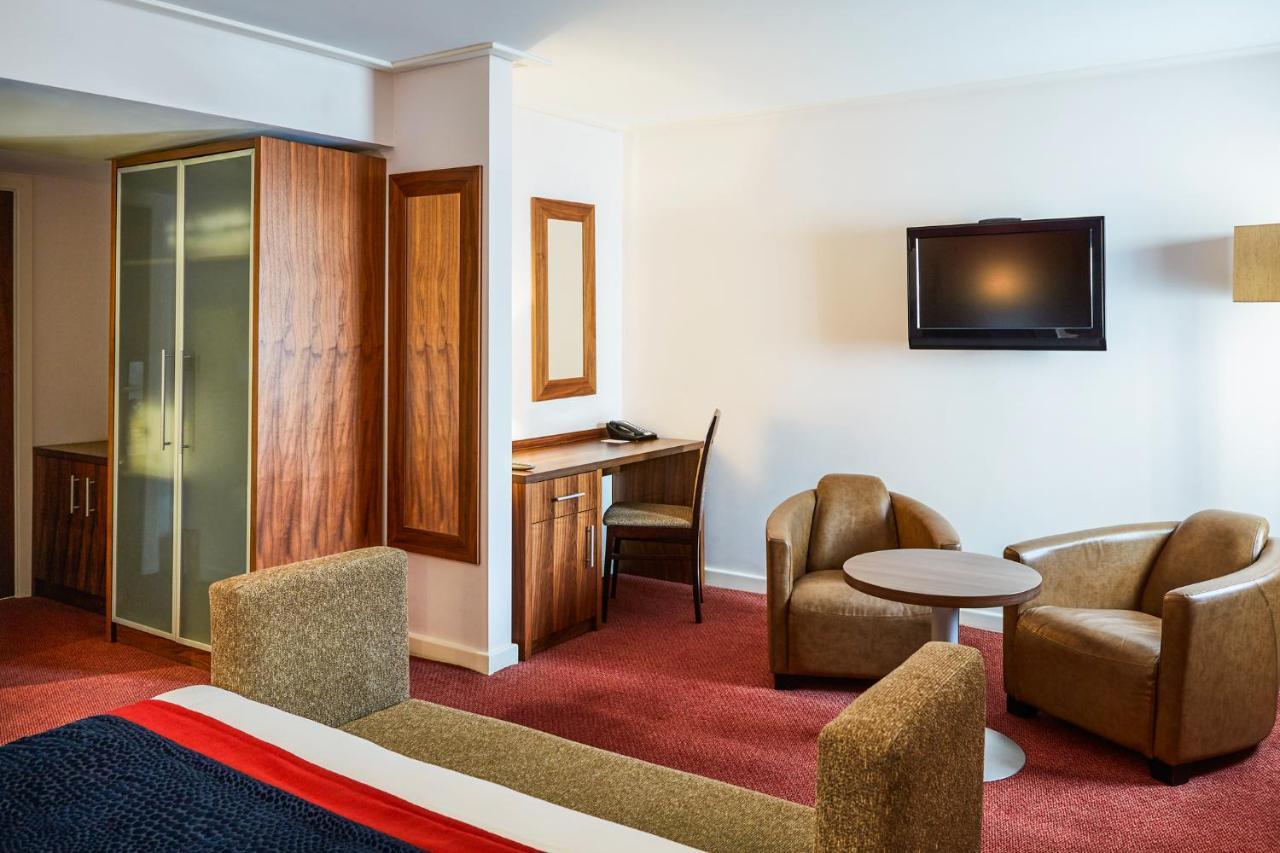 טאצ'האם Mercure Newbury West Grange Hotel מראה חיצוני תמונה